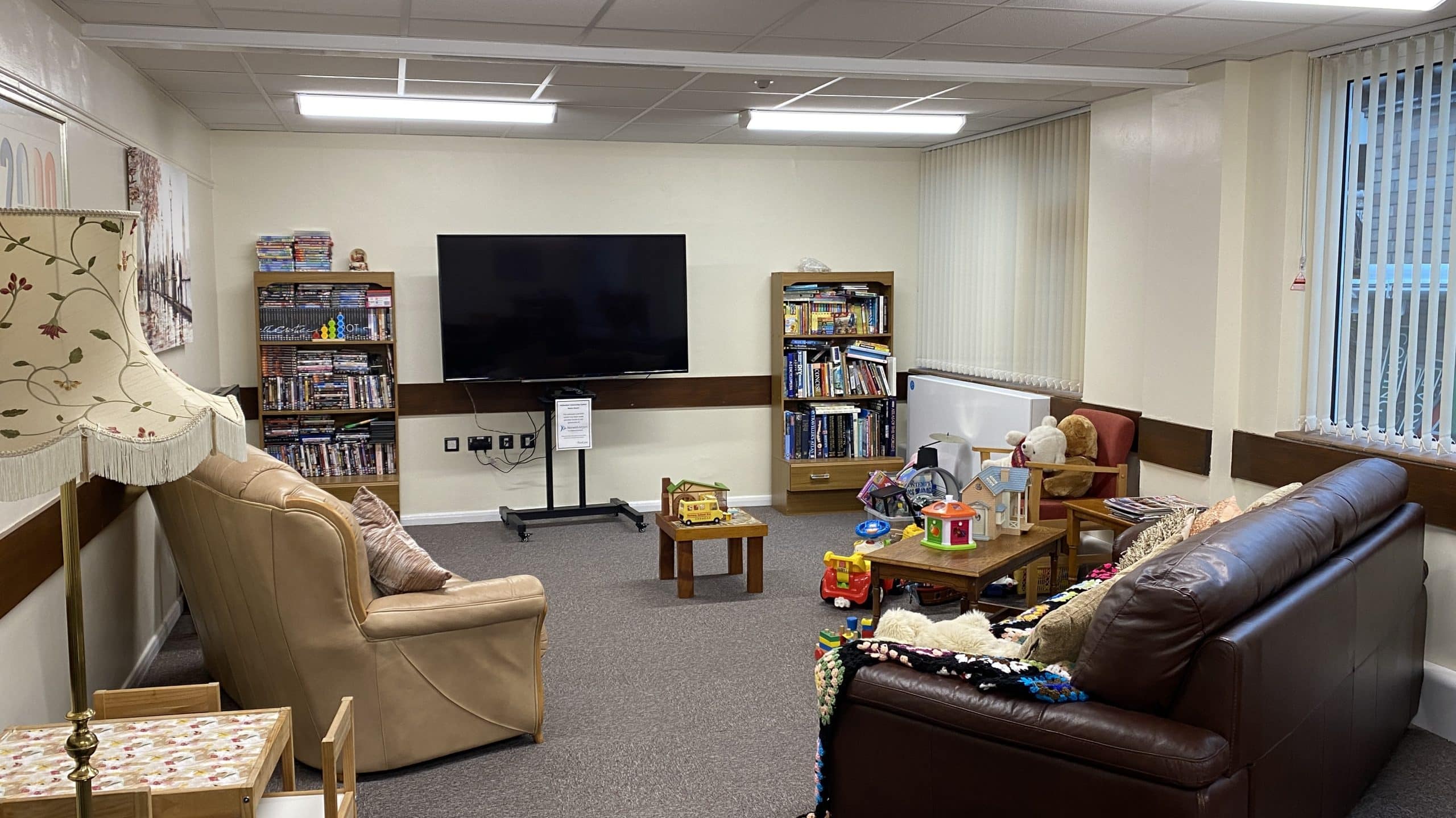 Warm Room, a comfortable space
